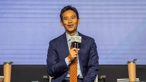 "พิธา" โชว์วิสัยทัศน์ เศรษฐกิจดิจิทัล ตั้งเป้าระดับโลก เริ่มจากท้องถิ่น