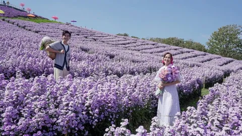 “จอย-เต๋อ” รีวิวสวนดอกไม้เขาค้อรายการ “เปรี้ยวปาก”