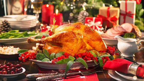 15 เมนูคริสต์มาส 2568 อิ่มอร่อย ฉลองมื้อพิเศษในวันคริสต์มาส