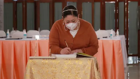 พระองค์เจ้าสิริภาจุฑาภรณ์ เสด็จเยี่ยม "พระองค์ภา" ณ รพ.จุฬาลงกรณ์