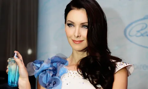 น้ำหอมขวดแรกของ 'นาตาลี เกลโบวา' กลิ่น 'นางงามจักรวาล'!!