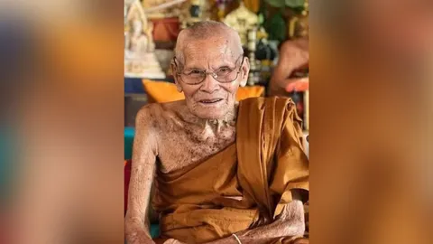 ประวัติหลวงปู่บุดดา เกจิอาจารย์ดัง วัดป่าใต้พัฒนาราม