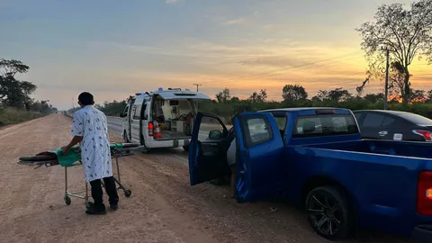 แม่วัย 29 อั้นไม่ไหว คลอดลูกสาวเองในรถกระบะ คอหวยขอส่อง "เลขเด็ด" ทะเบียนรถ