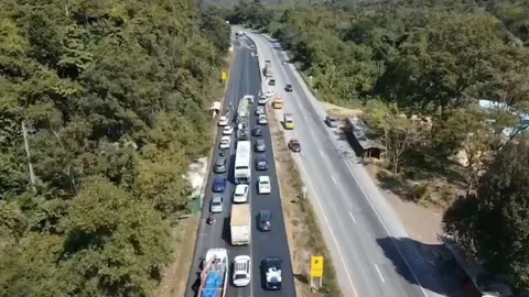 สาย 304 เข้าโคราชช่วงวังน้ำเขียวเริ่มติด รถมากหลังคนแห่กลับภูมิลำเนา 