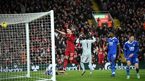 แรงต่อเนื่อง "ลิเวอร์พูล" แซงดับ "เลสเตอร์ ซิตี้" ชนะ 4 นัดรวด ศึกพรีเมียร์ลีก