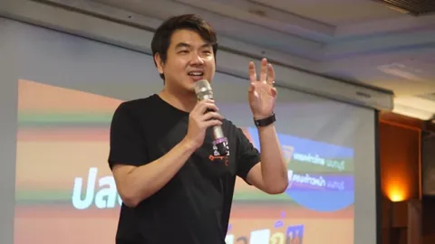 “ปิยบุตร” ชี้ “ลุงตู่” อาจยุบสภาสัปดาห์สุดท้ายก่อนครบวาระ เชื่อรัฐประหารยังอยู่