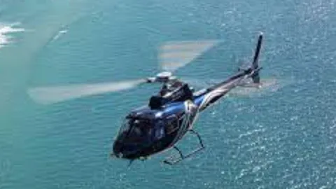 สุดช็อกรับปีใหม่ ฮ.นำเที่ยวออสเตรเลีย 2 ลำ ชนกันกลางอากาศ ตาย 4 ศพ 