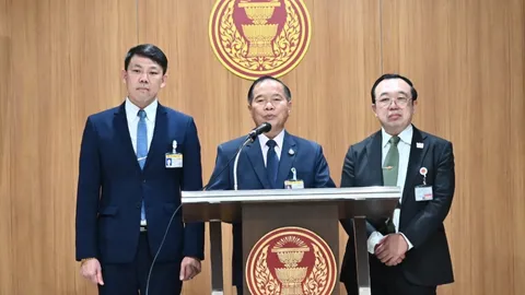 เพื่อไทย แนะ คัดกรองนักท่องเที่ยวต่างชาติเข้าไทย "กันโควิด-สร้างเศรษฐกิจ"