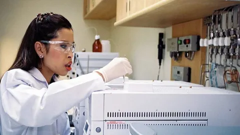 มูลนิธิจุฬาภรณ์ ช่วยเหลือ...เพื่อปวงประชา