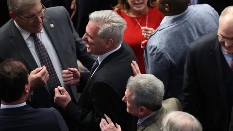 เลยเส้นตายโหวต ประธานสภาผู้แทนราษฎรสหรัฐฯรอบศตวรรษ