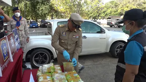 ตร.มุกดาหารจับหนุ่ม 25 ขนยาไอซ์ ยึด 31 กก.พบแอบซุกไว้ในห้องน้ำโรงเรียน