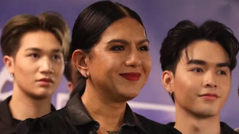 กอล์ฟ ธัญญ์วาริน หวนกำกับจอเงิน ดัน Moments of Love รักแค่ไหนให้แค่นั้น