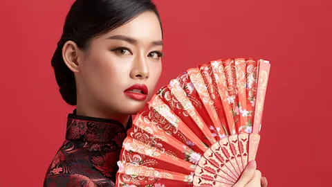 15 ไอเดียทรงผมตรุษจีน 2025 ปรับลุคสาวหมวยสวย น่ารักรับตรุษจีน