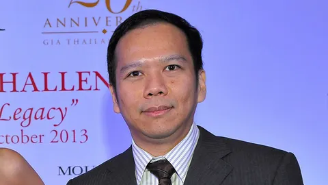 "ประสิทธิ์ วชิรัคศศวกุล" ฉลองส่งท้ายปีร้านมิชลินในฮ่องกงจนครบ