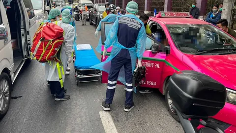 หนุ่มแท็กซี่ซดยาล้างห้องน้ำ ทิ้งลูก 2 คนในรถ โชคดีคนเห็นเด็กร้องช่วยทัน