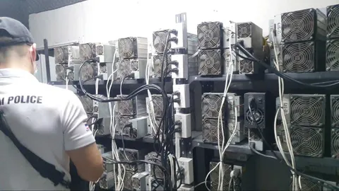 ตำรวจและ กฟภ.พะเยาจับเหมืองดิจิทัล ลักไฟหลวงขุดบิตคอยน์ เสียหายหลายล้าน