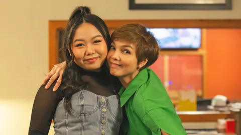 “ครูแอน-นันทนา” สุดแฮปปี้ลูกศิษย์ “น้องพู่กัน” ร่วมฟีท “เพียว เดอะ วอยซ์”