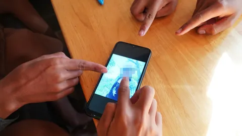 เด็กชาย ม.ต้นร้อง ครูหนุ่มสุดวิตถาร ชอบอม รูดนกเขาจนเลือดไหลซิบ