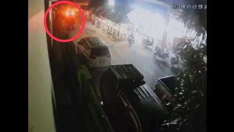 รวบแล้ว คนร้ายคว้า "M16-11 มม." กราดยิงร้านอาหาร ตาย 1 เจ็บ 3 ที่สงขลา