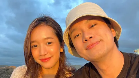 หวานสุด “เชฟปิง-ชิงชิง” โชว์ภาพเที่ยวริมทะเลจันทบุรี พร้อมติดแฮชแท็กคนอินเลิฟ