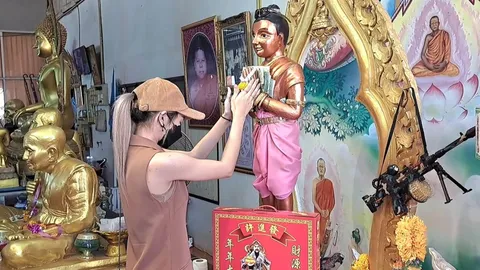 แฟน "หมอแชมป์" ทหารเรือหลวงสุโขทัยอับปาง จุดประทัดแก้บนไอ้ไข่หลังพบร่าง