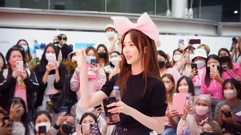 เนเน่ พรนับพัน หอบความคิดถึง เดินทางกลับไทยในรอบ 3 ปี