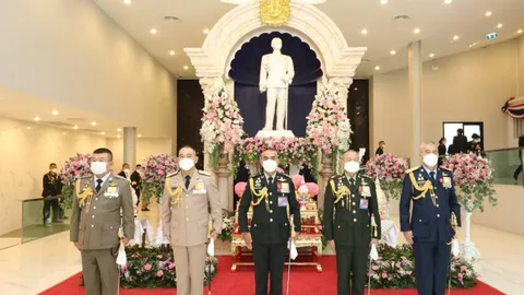 ผบ.ทหารสูงสุด นำ ผบ.เหล่าทัพ-ตำรวจ ร่วมพิธีวันกองทัพไทย ปี 2566