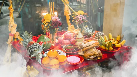 เลี่ยง "ควันธูป" ไหว้ตรุษจีน อันตรายกว่า PM 2.5 เสี่ยงมะเร็ง