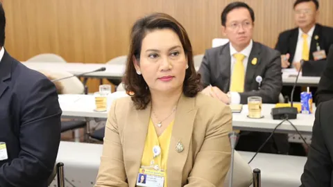 “ซ้อเจน” ลาออก ส.ส.-สมาชิกพรรคประชาธิปัตย์ ตัดสินใจย้ายซบพลังประชารัฐ