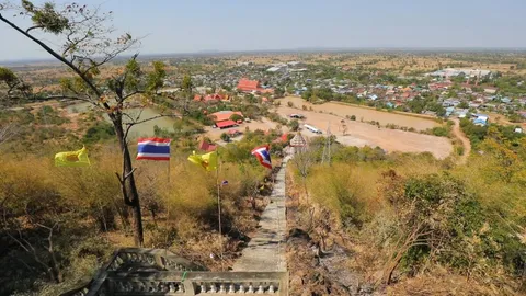 สายมูห้ามพลาด ร่วมนมัสการ "รอยพระพุทธบาท" จ.ลพบุรี 22 ม.ค.นี้