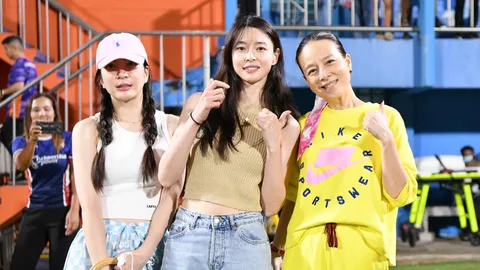 ฮือฮาสุดๆ "ควอน นารา" จากซีรีส์ดัง Itaewon Class โผล่ชมไทยลีก "การท่าเรือ-บีจี"