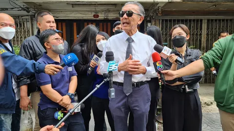 "ชูวิทย์" บุกศาล เกาะติดสอบปากคำ "ตู้ห่าว" ชงถอนประกัน พ.ต.อ.หญิง