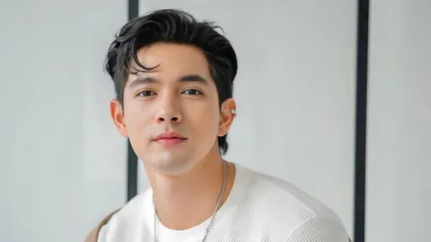เปิดใจ "เข้ม-หัสวีร์" บัณฑิตป้ายแดงสุดซึ้ง