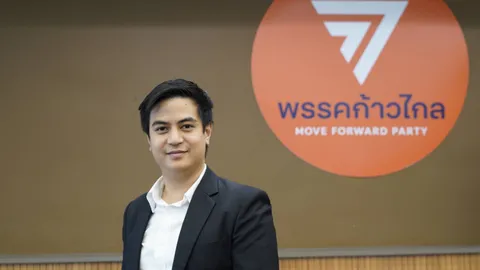 "พริษฐ์" ซัด ศธ.ยกเลิกระเบียบทรงผมนักเรียน เปิดช่องโรงเรียนออกกฎไร้ขอบเขต 