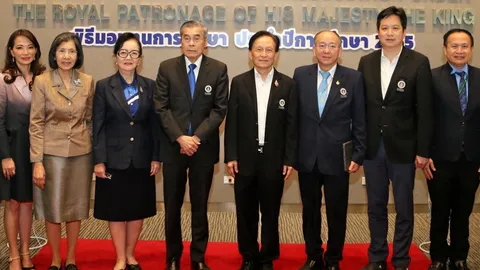 นายกสมาคมศิษย์เก่า ม.มหิดล จัดพิธีมอบทุนการศึกษาแก่นักศึกษาประพฤติดีขาดแคลนทุนทรัพย์