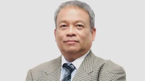  "สื่อดัง-วัชระ" โดน 2 ผู้บริหาร บล.ฟ้องหมิ่นฯ ปมใช้ ม.112 กลั่นแกล้ง 