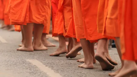 นายกฯ ห่วงข่าวพระสงฆ์เชิงลบ “อนุชา” สั่งแก้ปัญหาเชิงรุก 1 เดือนต้องเห็นผล