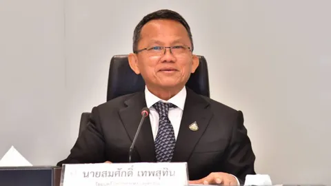 "สมศักดิ์" ขอ ขรก.ยธ.ช่วยเหลือ ปชช.ต่อเนื่อง ให้สมเป็นกระทรวงเกรดเอ (คลิป)