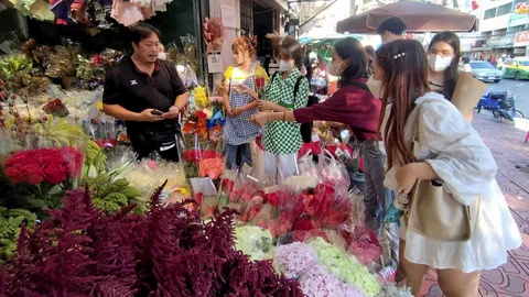 แห่ช็อปกุหลาบ