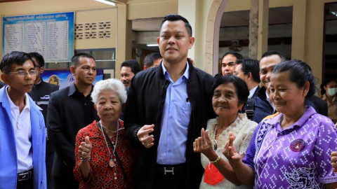 นายกฯ สั่ง "ธนกร" ลงพื้นที่เมืองคอนฯ เมินพรรคการเมืองใช้วาทกรรมสาดโคลน