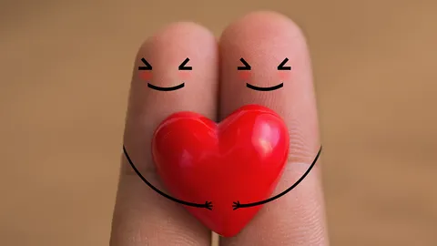 “รัก” กันอย่างไร รักให้จีรังยั่งยืน