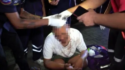 "วาเลนไทน์ระทม" แฟนสาวนอกใจ พลทหารทำร้ายตัวเองเลือดอาบ สังเวยรักร้าว