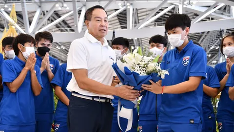 ไม่เคยลืมกัน "สมยศ" เผย "ทีมชาติไทย" มีรางวัลให้แน่ หากตีตั๋ว "ฟุตบอลโลกหญิง" สมัย 3