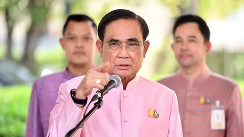 “บิ๊กตู่” เย้ย “สารวัตรซัว” ไม่มีใครอยู่เหนือกฎหมาย จะพูดอะไรก็พูดไป