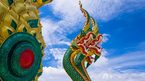 ฝันเห็นพญานาค ทำนายฝันเห็นพญานาครูปแบบต่างๆ และเลขเด็ด 'หมอลักษณ์'