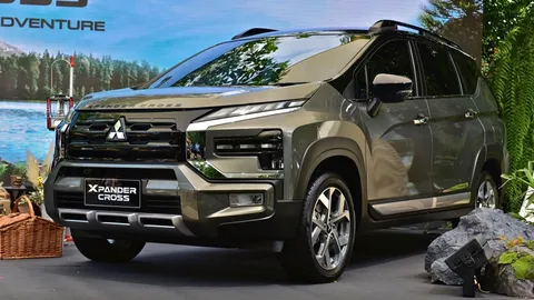 ทรงไม่ได้แบด แต่แซดเพราะแพง! โผล่แล้ว MITSUBISHI XPANDER CROSS รุ่นปรับโฉม 2023 