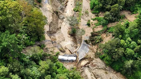 ยอดตายจากไซโคลนแกเบรียลเพิ่มเป็น 7 ศพ และคาดว่าจะเพิ่มขึ้นอีก