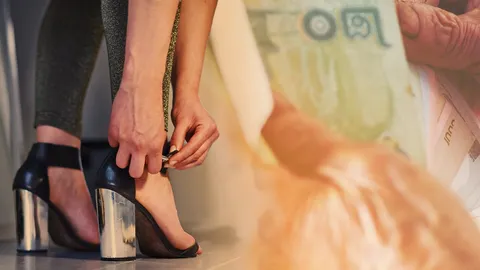 ขายบริการไปจนแก่ ยุคสังคมผู้สูงอายุ อาชีพที่ถูกลืม ไร้หลักประกันชีวิต