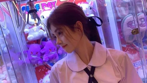 สุดน่ารัก นางเอกจีนคนดัง โพสต์ภาพสวมชุด "นักเรียนไทย" หลังฮิตมากที่เมืองจีน