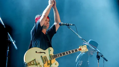 "ปู พงษ์สิทธิ์" ขนทุกเพลงฮิตบนเส้นทางดนตรี ชวนFC ร้องกระหึ่มใน "35 ปี คำภีร์... ถึงเพื่อน"